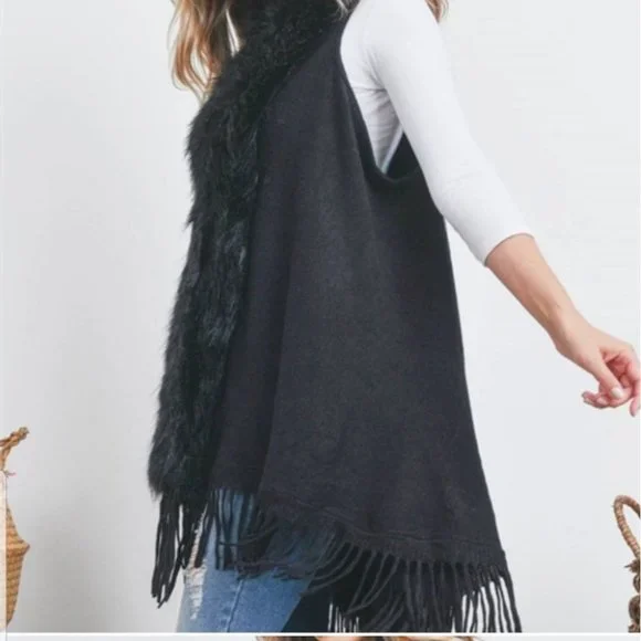 Knit Sweater Vest / Shawl /Cover up with faux fur - Picture 5 of 7